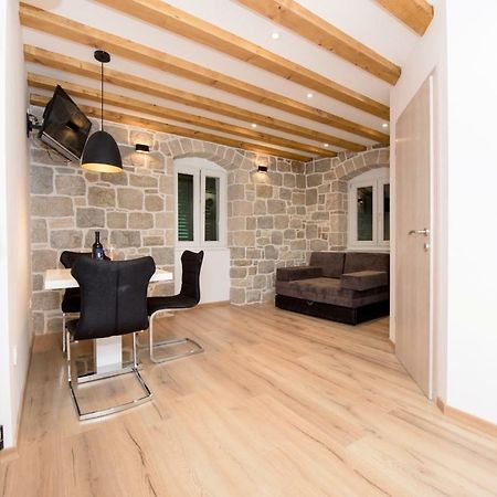 Lucy In Centre Apartment Split Luaran gambar